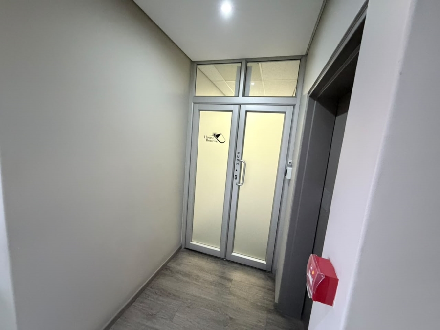To Let Commercial Property for Rent in Tyger Valley Western Cape